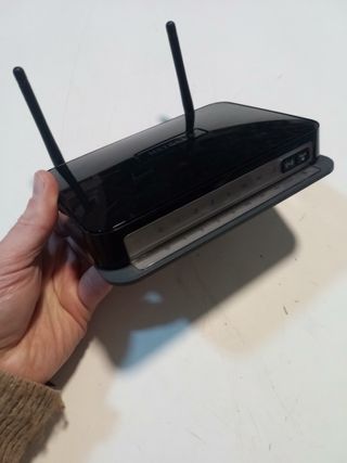 Router Netgear N300 Wireless ADSL2+ Mobile