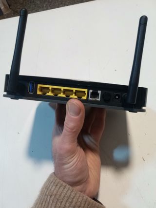 Router Netgear N300 Wireless ADSL2+ Mobile