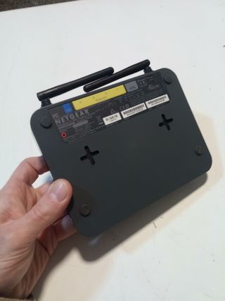 Router Netgear N300 Wireless ADSL2+ Mobile