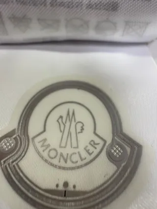 Chaqueta Moncler Blanca