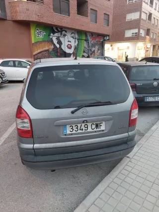 Opel Zafira 2005