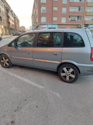 Opel Zafira 2005