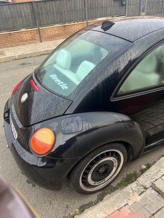 Volkswagen Beetle 2000