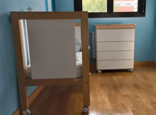 Cuna y cambiador Micuna