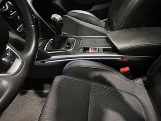 Renault Megane 2020 115 cv impecable