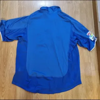 2 Camisetas Valencia CF Retro 2000-2001 Nike.