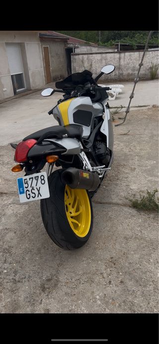BMW K 1200 S Plata con Extras 2010