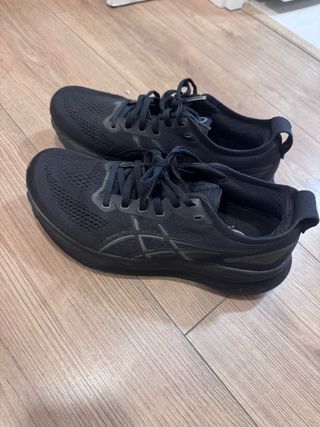 Asics Gel Kayano 31 Negro