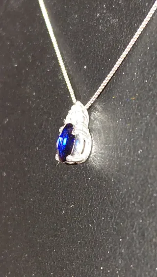 Collar y Colgante Zafiro y Diamantes