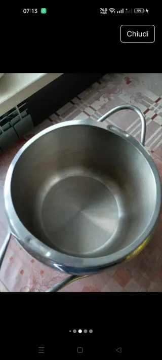 Pentola a pressione in metallo