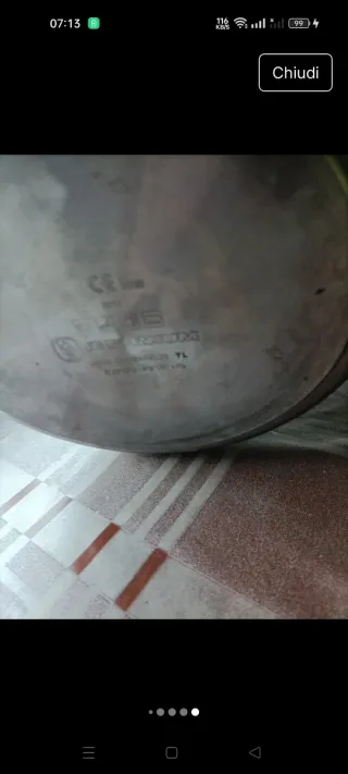 Pentola a pressione in metallo