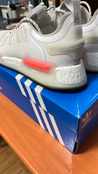 Adidas NUEVAS NMD_V3