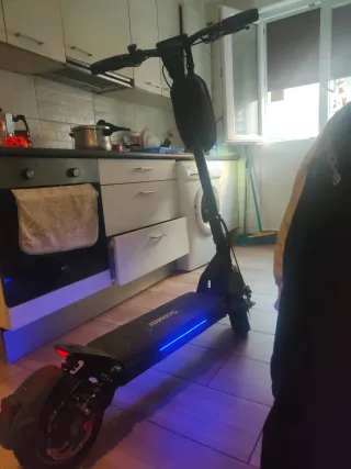 Patinete eléctrico Scooter negro