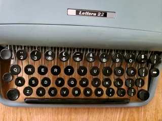 Olivetti Lettera 22 prima serie