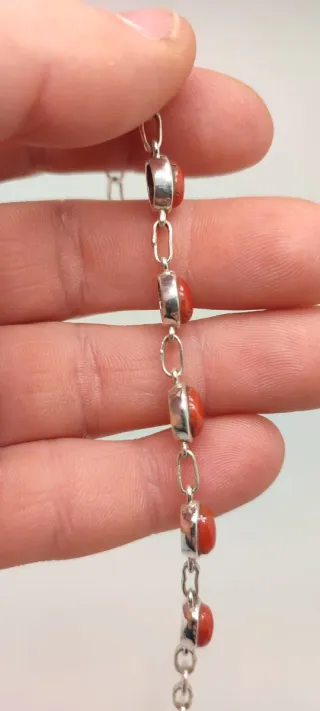 Pulsera Plata y Coral.