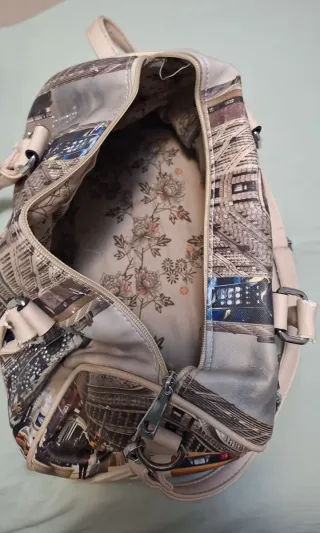 Bolso de mano con estampado de ciudad
