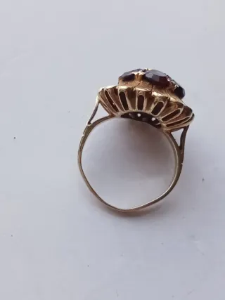 Anello oro 750 antico con pietre rosse