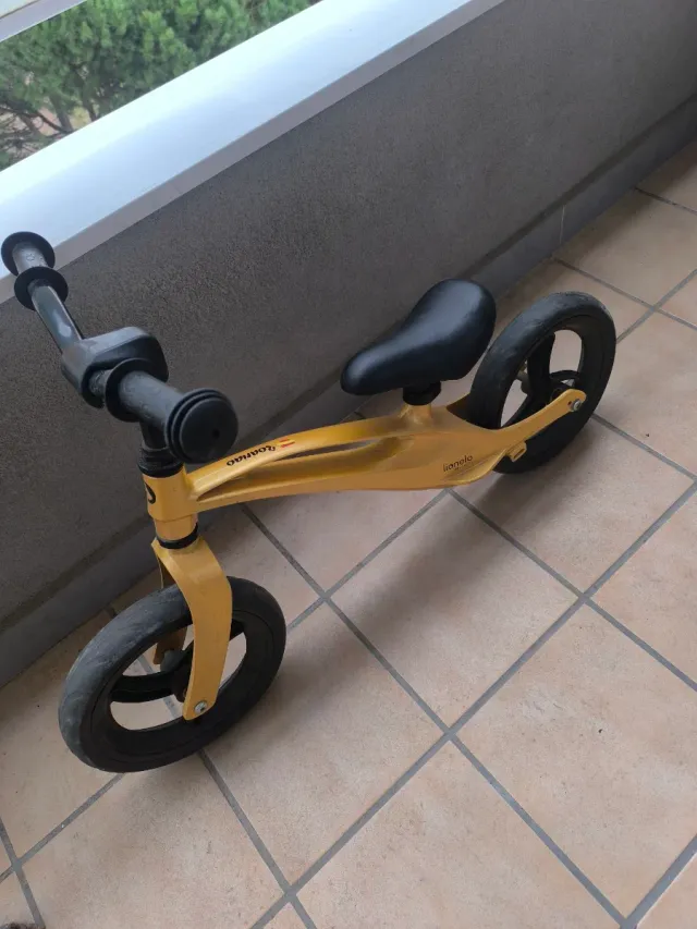 Bicicleta sin pedales Lionelo Bart