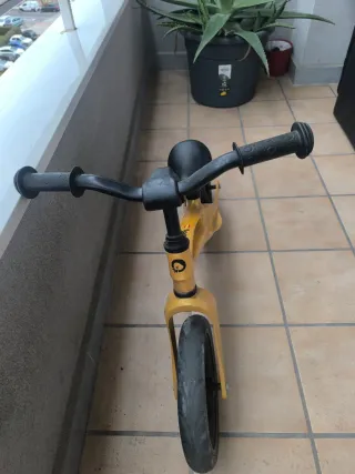 Bicicleta sin pedales Lionelo Bart