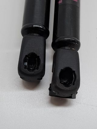 AMORTIGUADORES MALETERO / PORTON KIA STONIC (4)