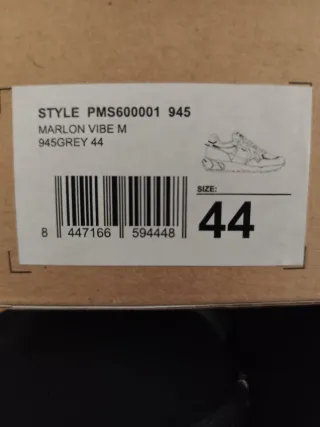 Zapatillas Pepe Jeans grises y blancas