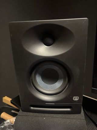 Monitor Estudio PreSonus Eris Studio 4