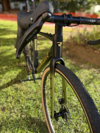 Bicicleta Gravel Conor Selva Negra/Verde
