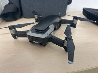 Dron DJI Mavic Air Fly More Combo