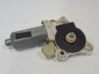 MOTOR ELEVALUNAS DELANTERO IZQUIERDO MERCEDES-BENZ CLASE CLK
