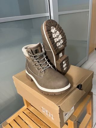 Scarponcini donna tg.37