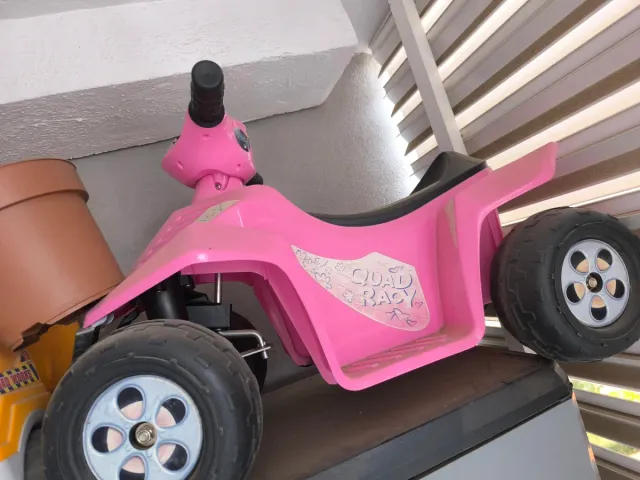 Quad infantil rosa