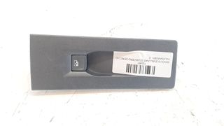 MANDO ELEVALUNAS DELANTERO DERECHO VOLKSWAGEN TRANSPORTER T5