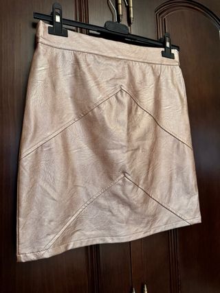 Minifalda polipiel dorada