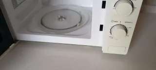 Microondas potente Infiniton en buen estado