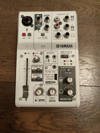 Interfaz de Audio Yamaha AG03
