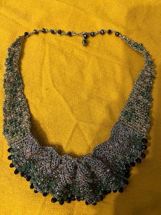 Collana fatta a mano con perline