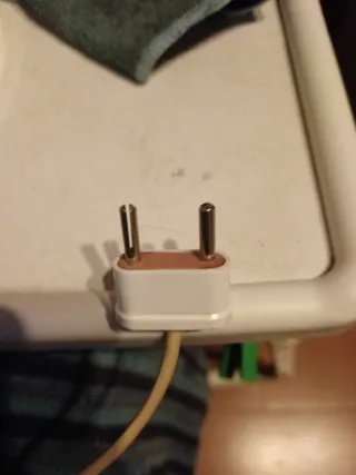 Lámpara de mesa vintage agrietada