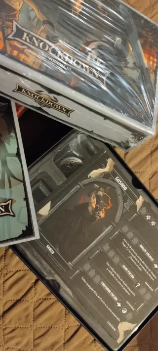 2 Juegos de Mesa: No Time for Heroes y Knockdown