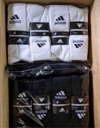 Pack de tres pares calcetines blancos y negros