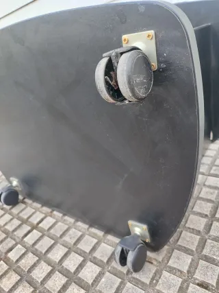 Mueble TV con ruedas