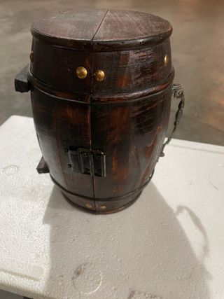 Bauletto a forma di botte in legno