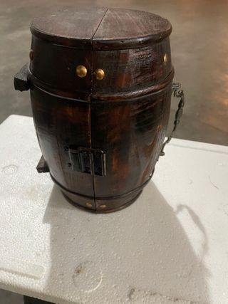 Bauletto a forma di botte in legno