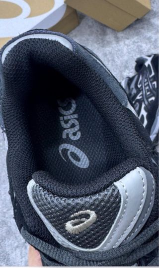 Asics GEL-NYC Negro/Gris