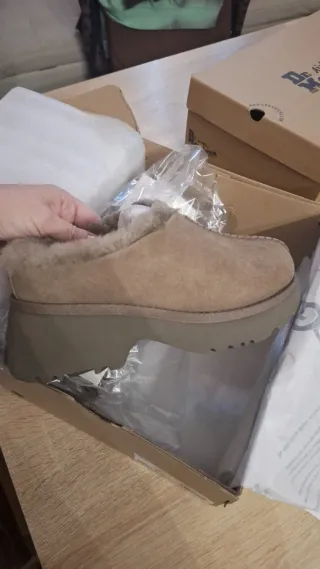 UGG Tg 39 Ciabatte Marrone