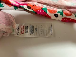 Mono bebé fresas 9-12 meses nuevo