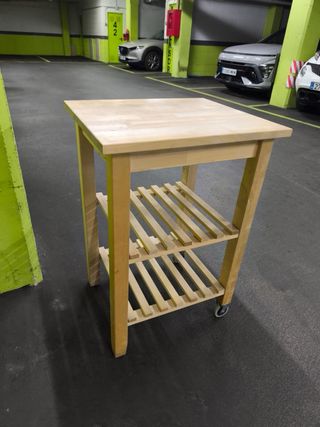 Mesa Auxiliar IKEA Madera con Ruedas