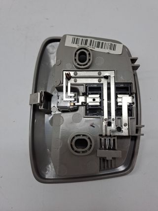 LUZ INTERIOR SSANGYONG TIVOLI (2)