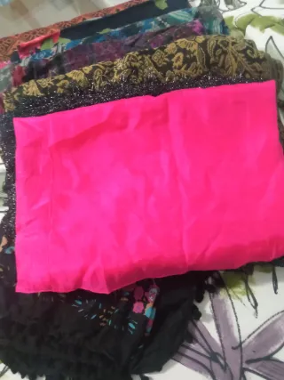 Lote 8 pañuelos/foulards estampados