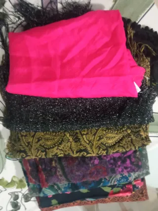 Lote 8 pañuelos/foulards estampados