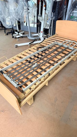 Cama Articulada Eléctrica Geriátrica